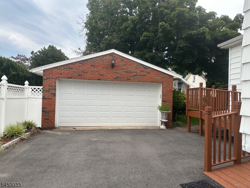 194 Glenwood Rd