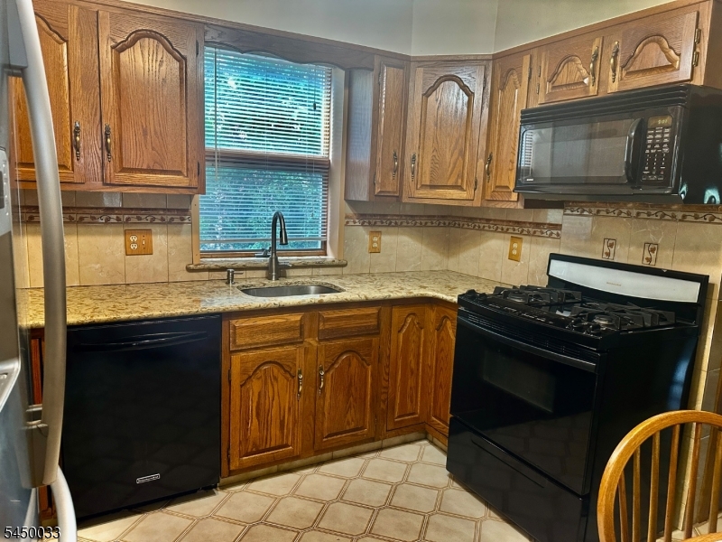 194 Glenwood Rd
