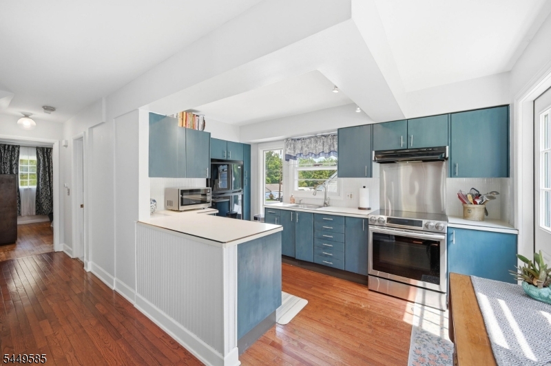 110 Truman Blvd