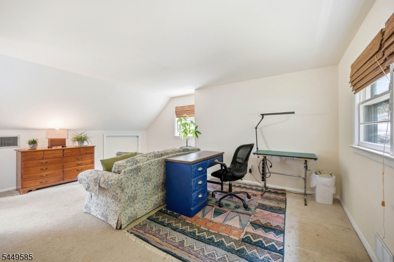 110 Truman Blvd