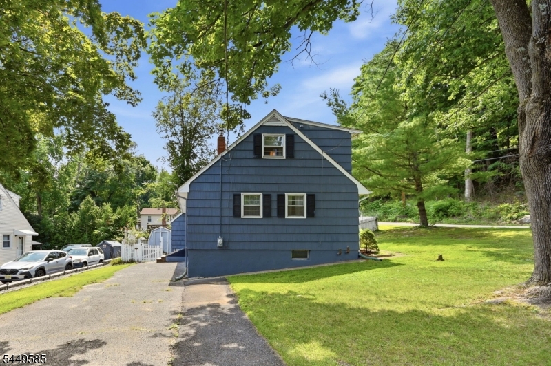 110 Truman Blvd