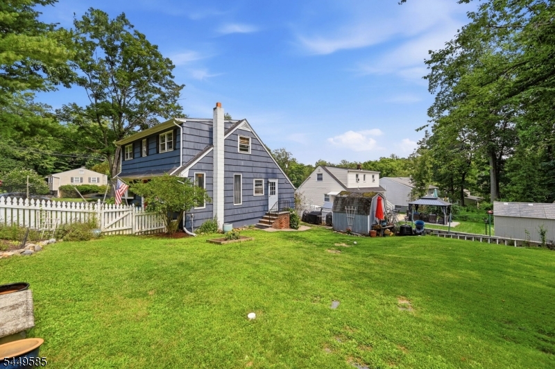 110 Truman Blvd