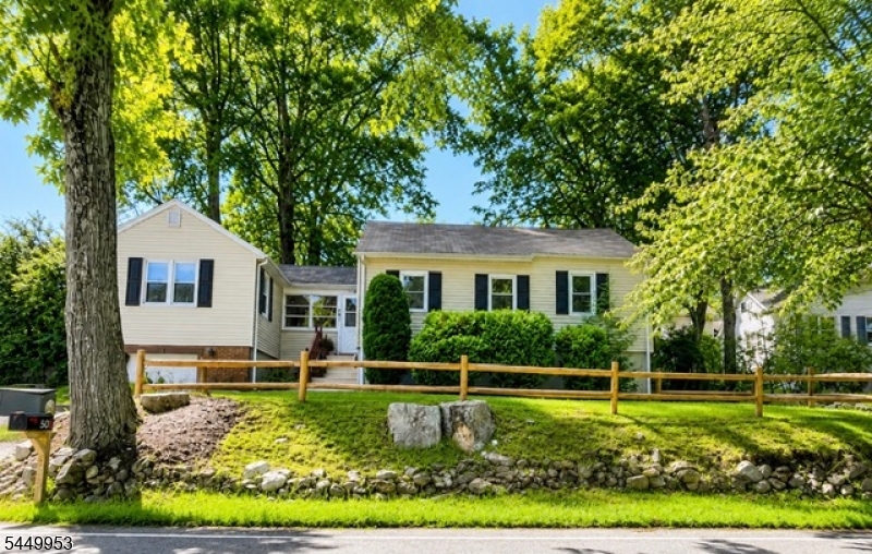 501 Diamond Spring Rd