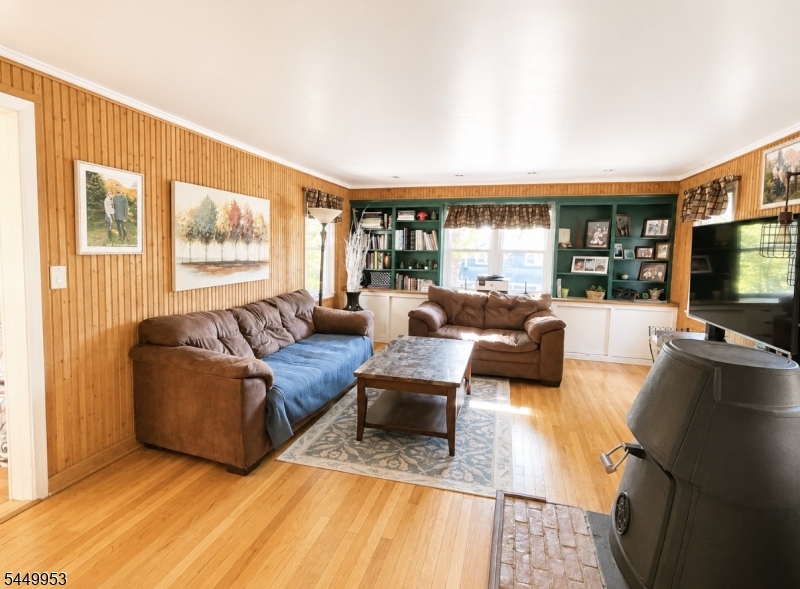 501 Diamond Spring Rd