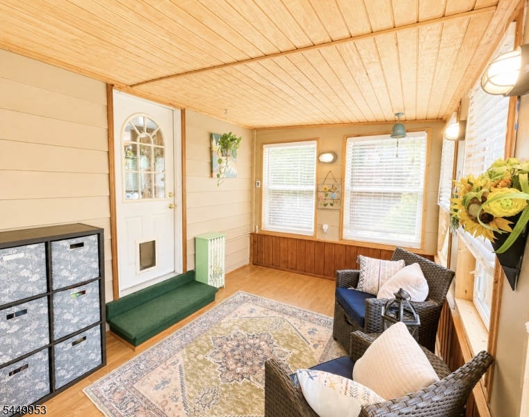 501 Diamond Spring Rd