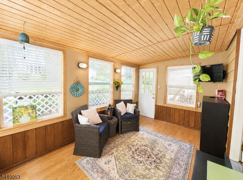 501 Diamond Spring Rd