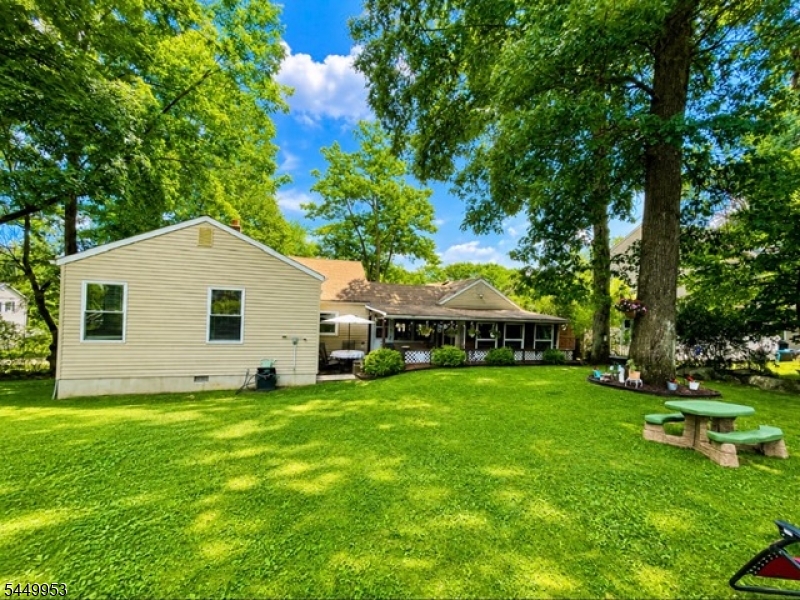 501 Diamond Spring Rd