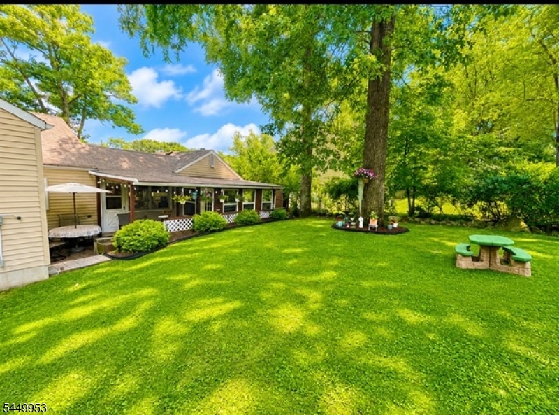 501 Diamond Spring Rd