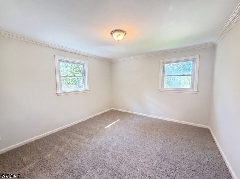 63 Samson Ave