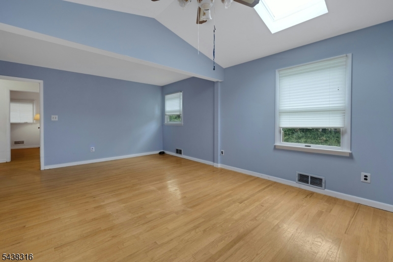 56 Seminole Ave