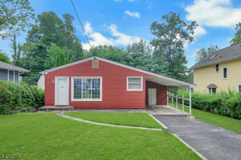 56 Seminole Ave