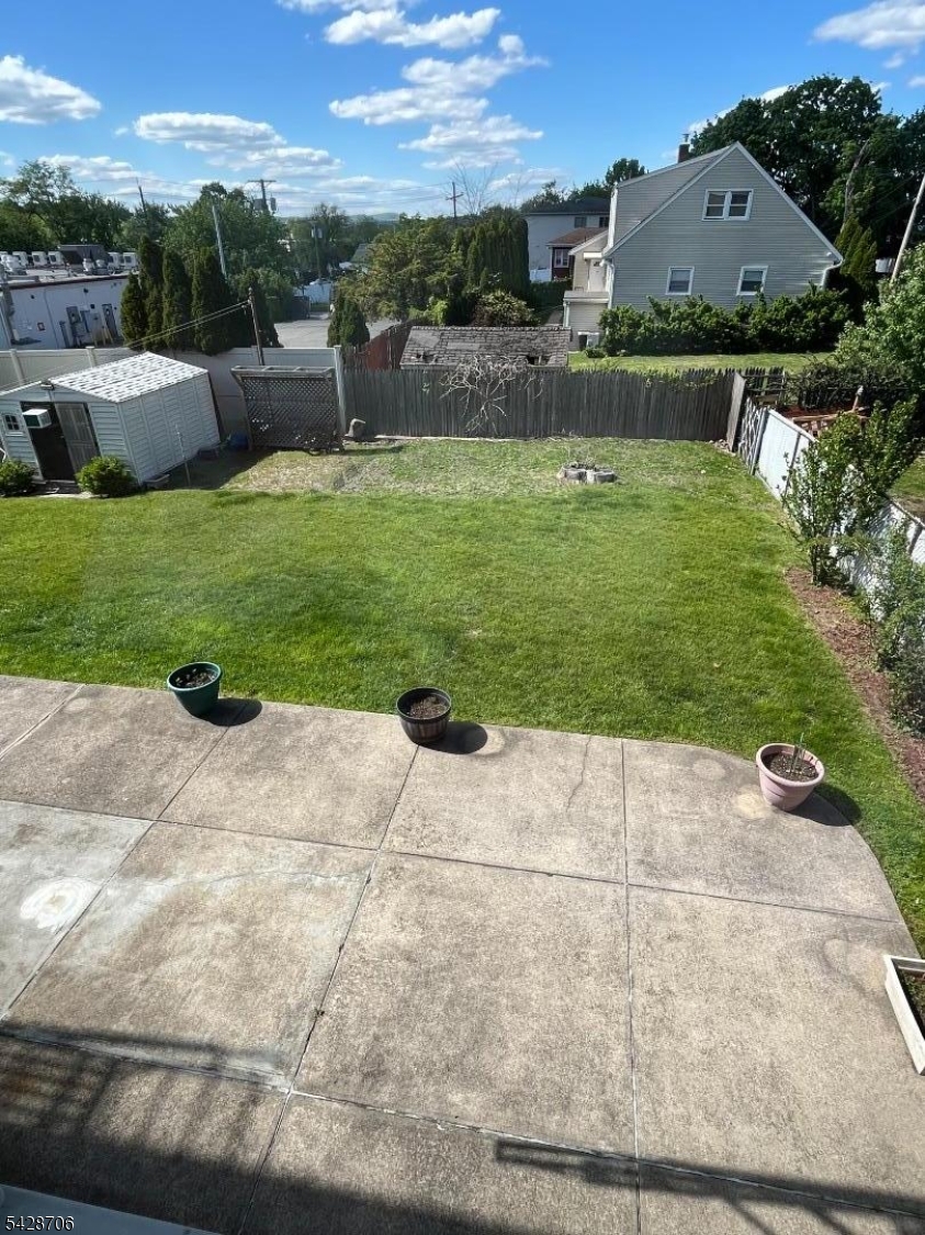17 Garden Dr
