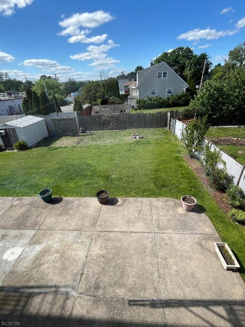 17 Garden Dr