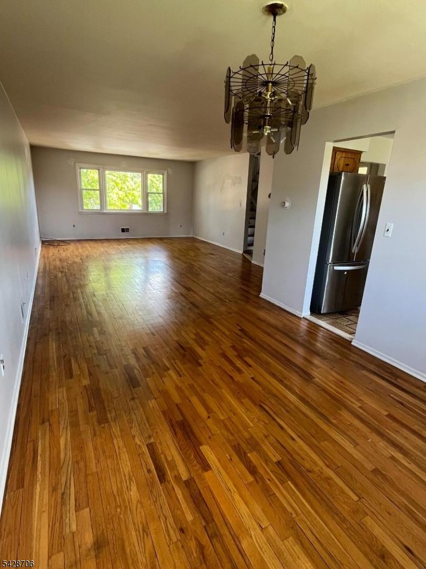 17 Garden Dr