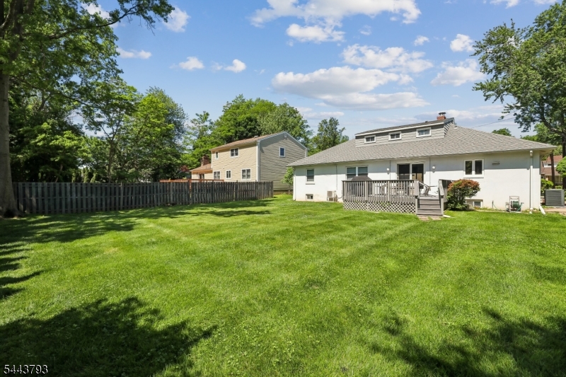 207 Stoughton Ave