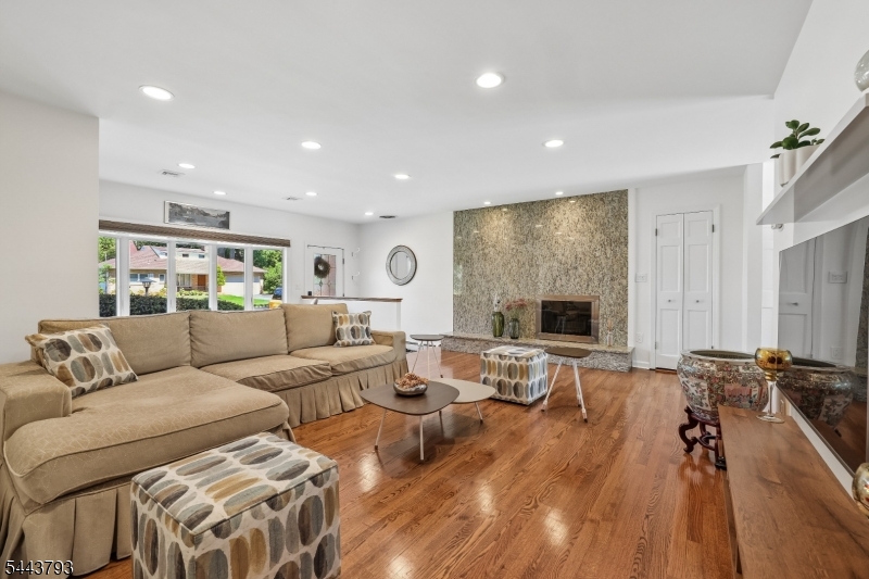 207 Stoughton Ave
