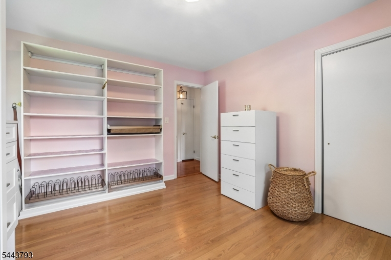 207 Stoughton Ave