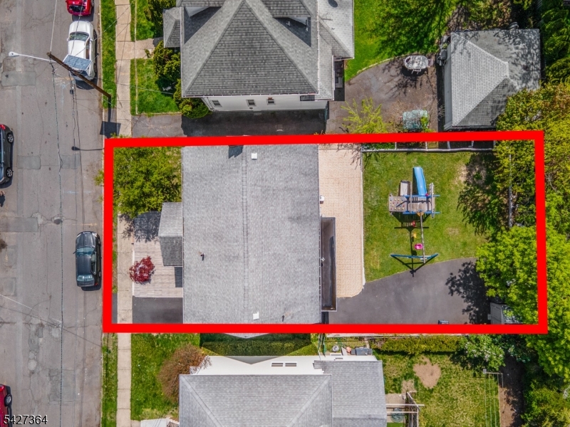 15 Putnam Pl
