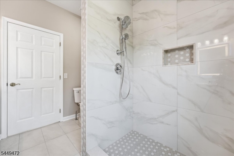 32 Gabriella Cir