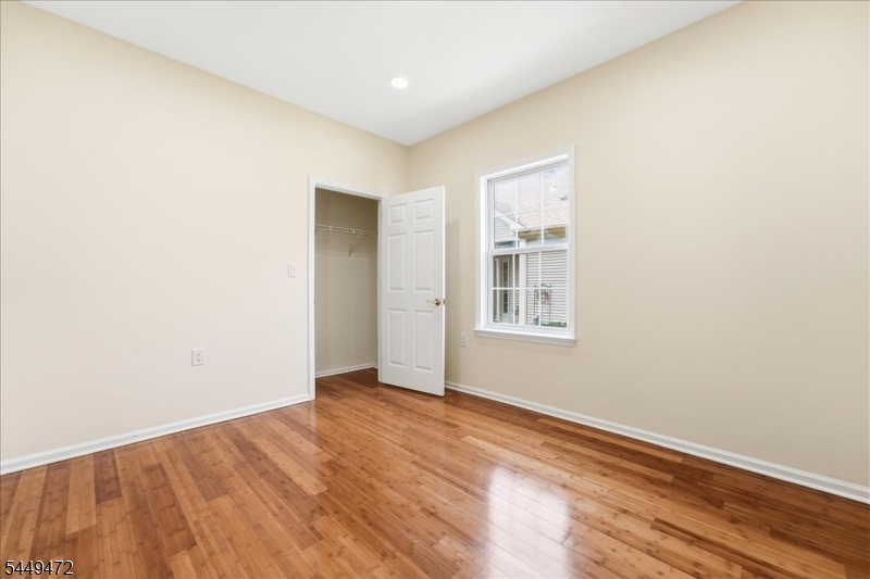 32 Gabriella Cir