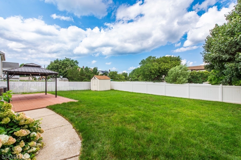 45 Karen Dr