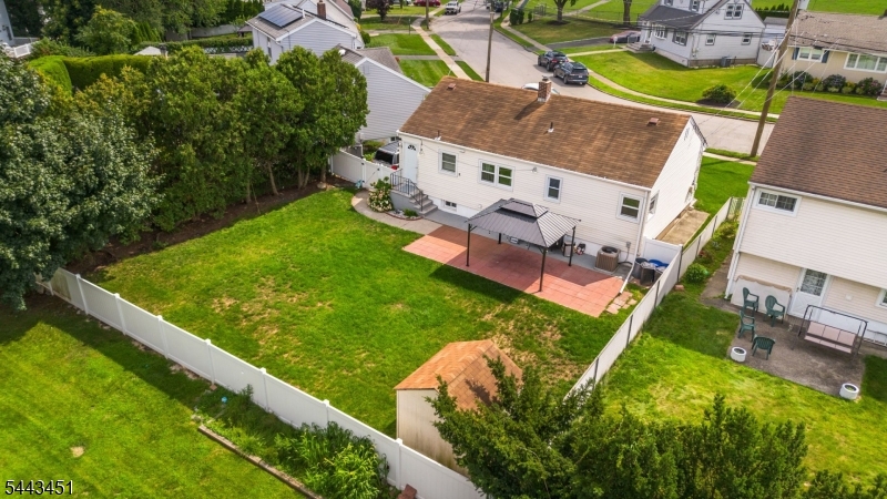 45 Karen Dr