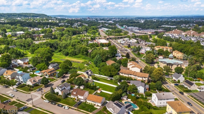 45 Karen Dr