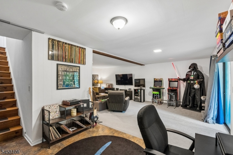 34 Crestwood Rd