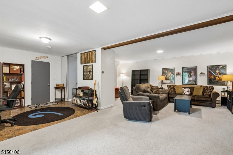 34 Crestwood Rd