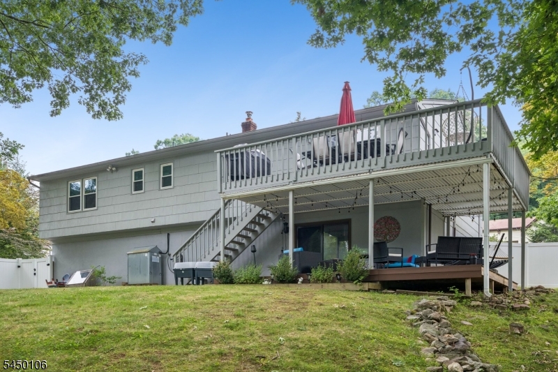 34 Crestwood Rd