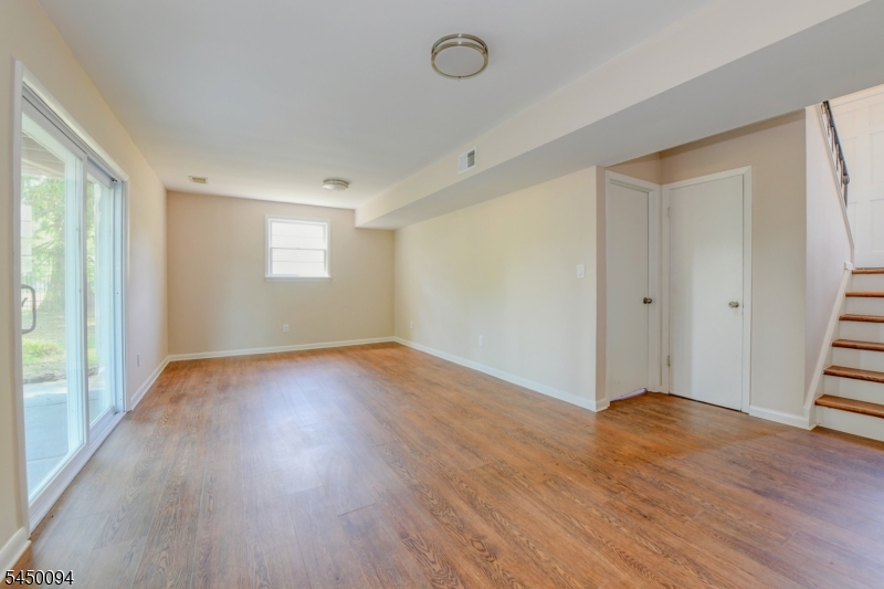 1018 Papen Rd