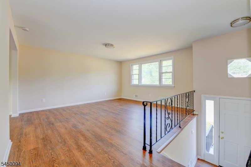 1018 Papen Rd