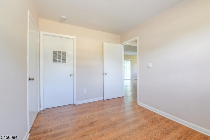 1018 Papen Rd