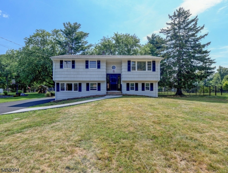 1018 Papen Rd
