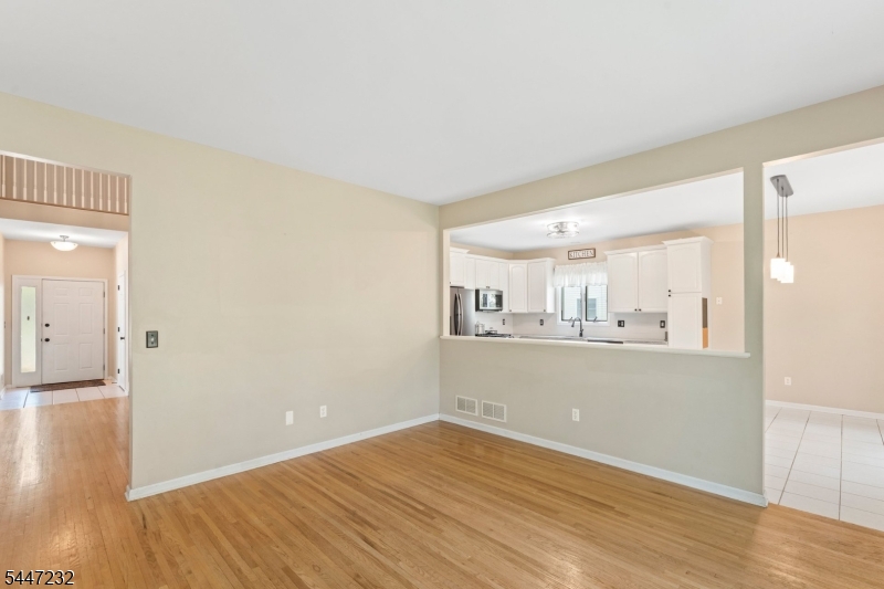 5 Clark Ct