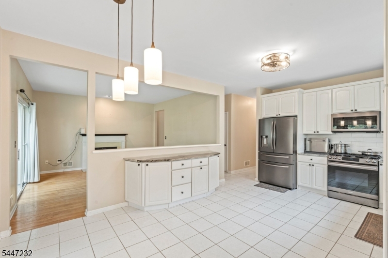 5 Clark Ct