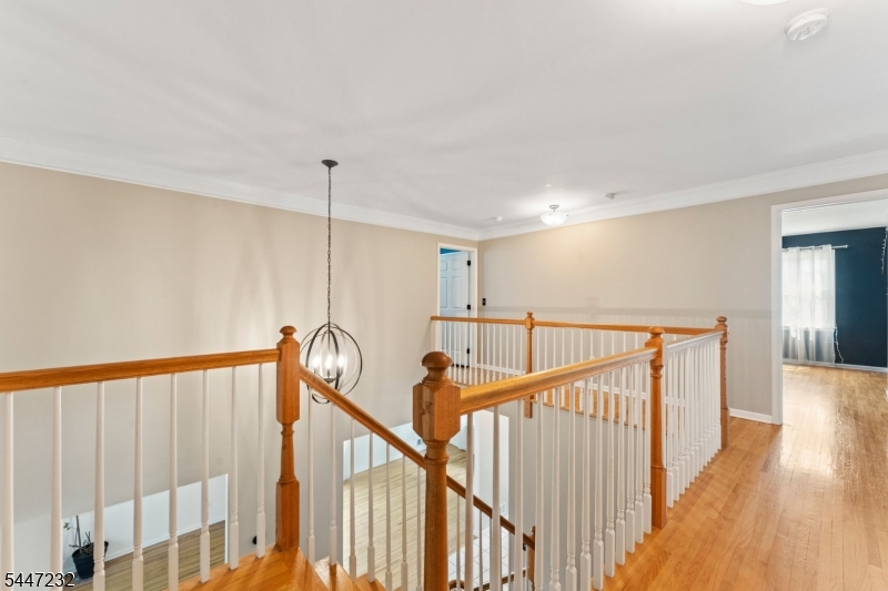 5 Clark Ct