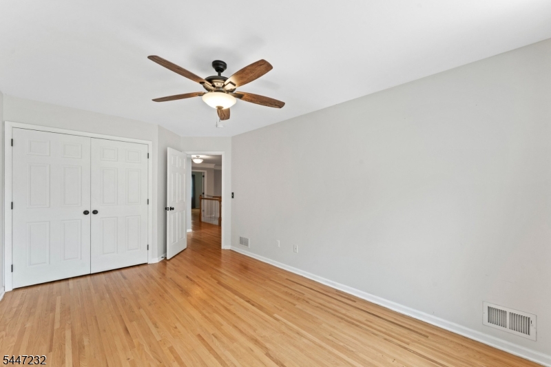 5 Clark Ct