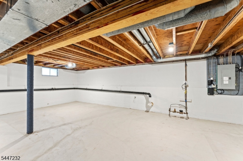 5 Clark Ct