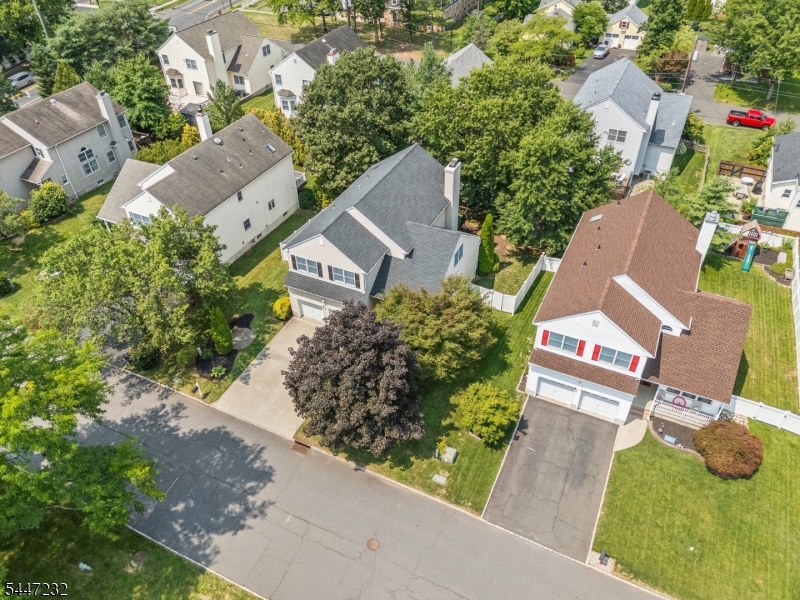 5 Clark Ct