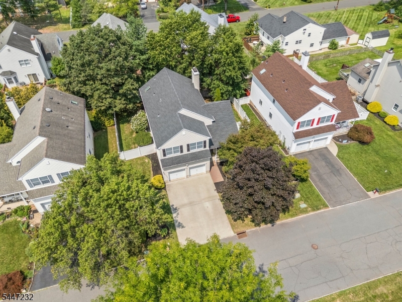 5 Clark Ct