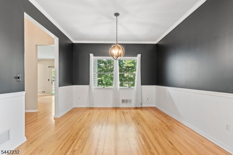 5 Clark Ct