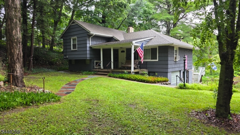 91 Goldfinch Ln