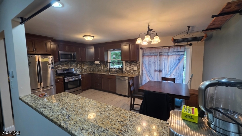 91 Goldfinch Ln