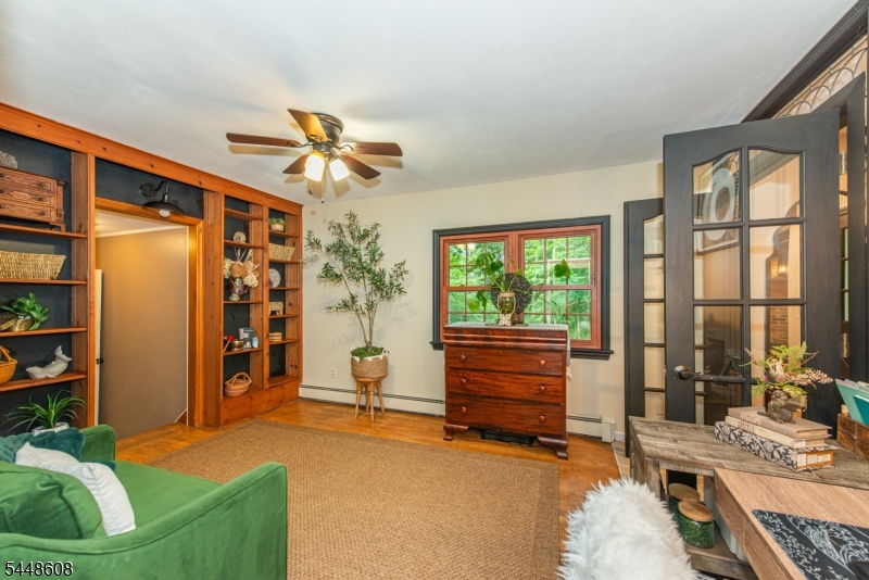 405 Springdale Greendell Rd