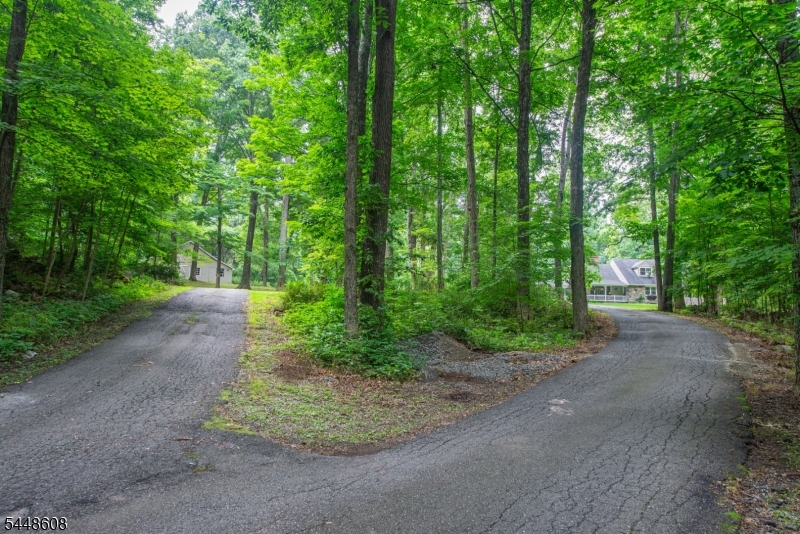 405 Springdale Greendell Rd