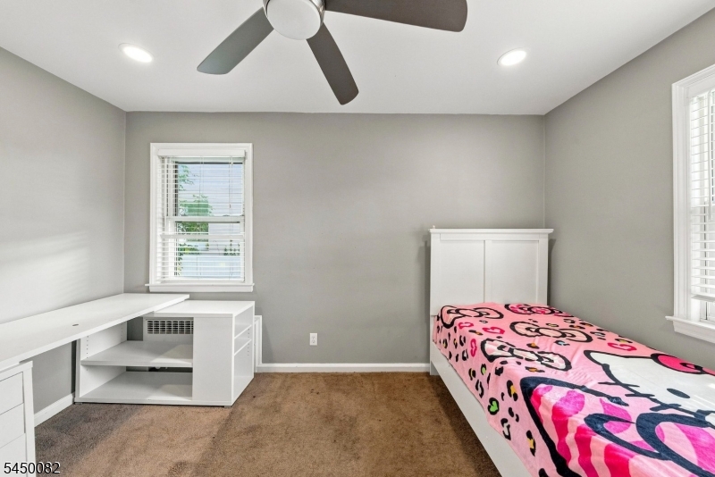 519 Livingston Rd