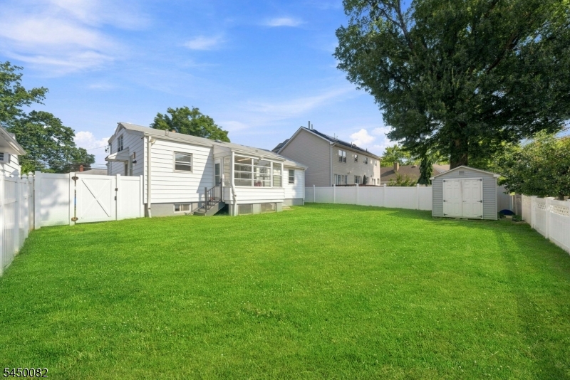 519 Livingston Rd