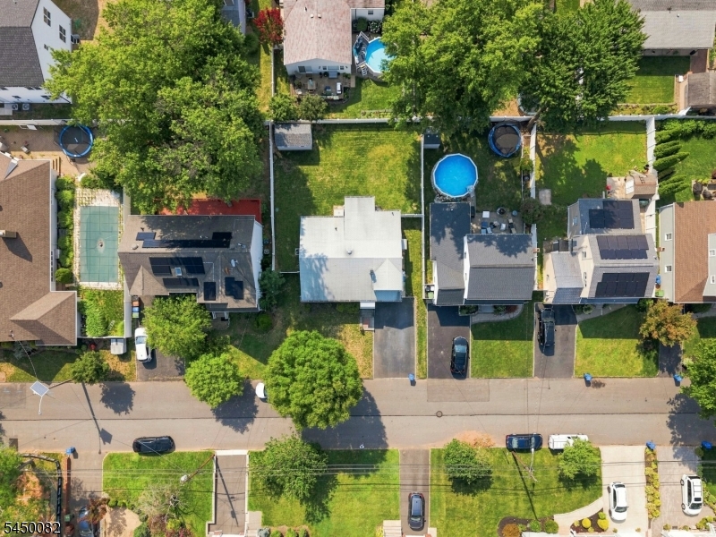 519 Livingston Rd