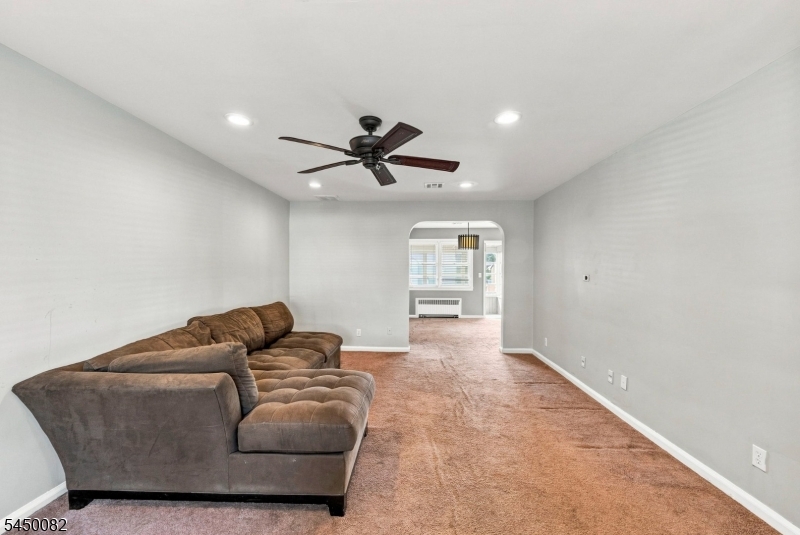 519 Livingston Rd